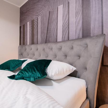 Deluxe Apartments & Rooms Revis Рієка Екстер'єр фото