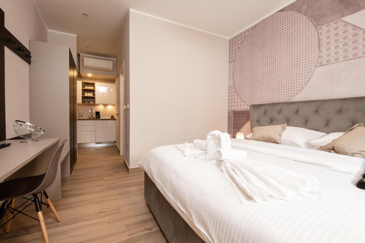 Deluxe Apartments & Rooms Revis Рієка Екстер'єр фото