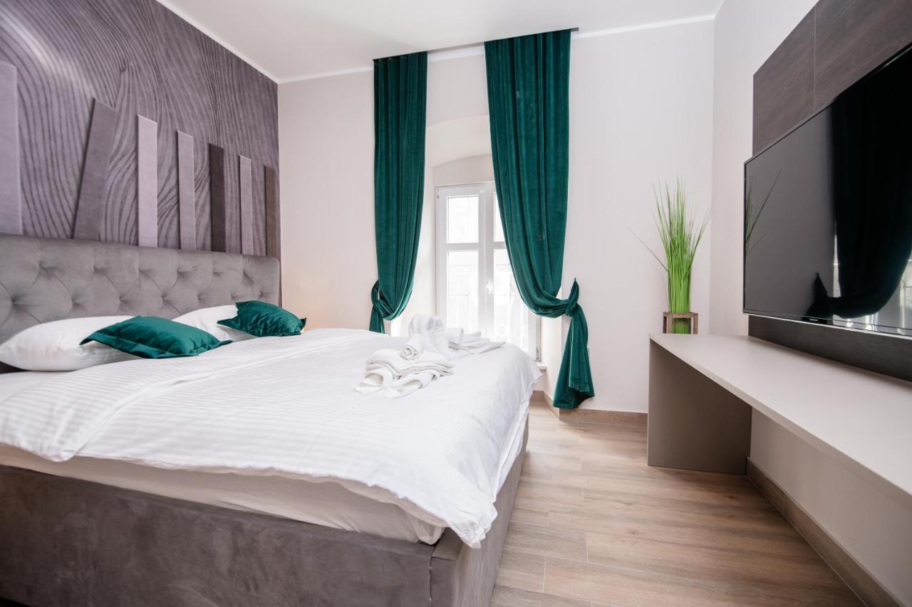 Deluxe Apartments & Rooms Revis Рієка Екстер'єр фото