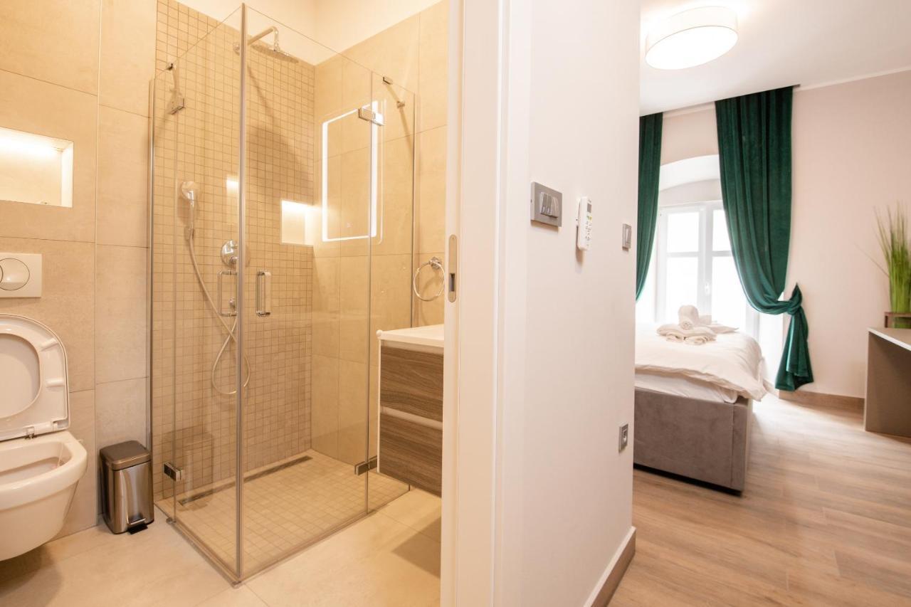 Deluxe Apartments & Rooms Revis Рієка Екстер'єр фото